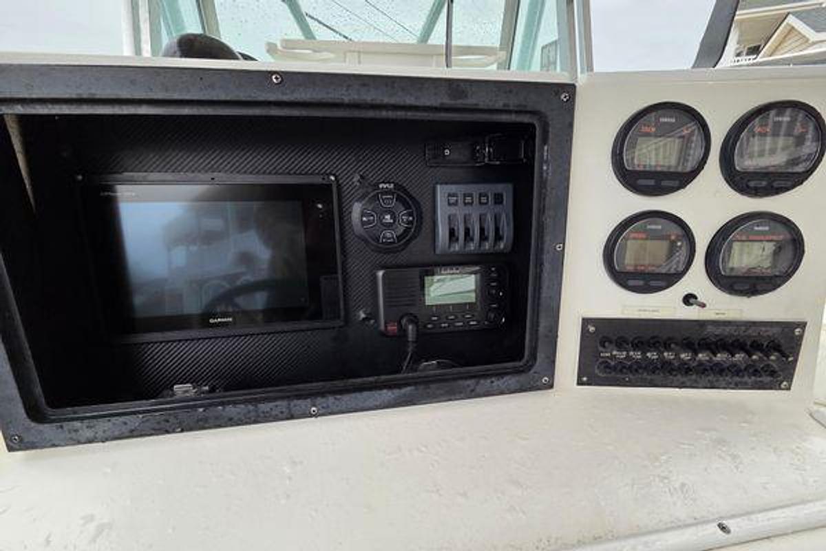 Used 1996 Regulator 26 Classic | 26ft