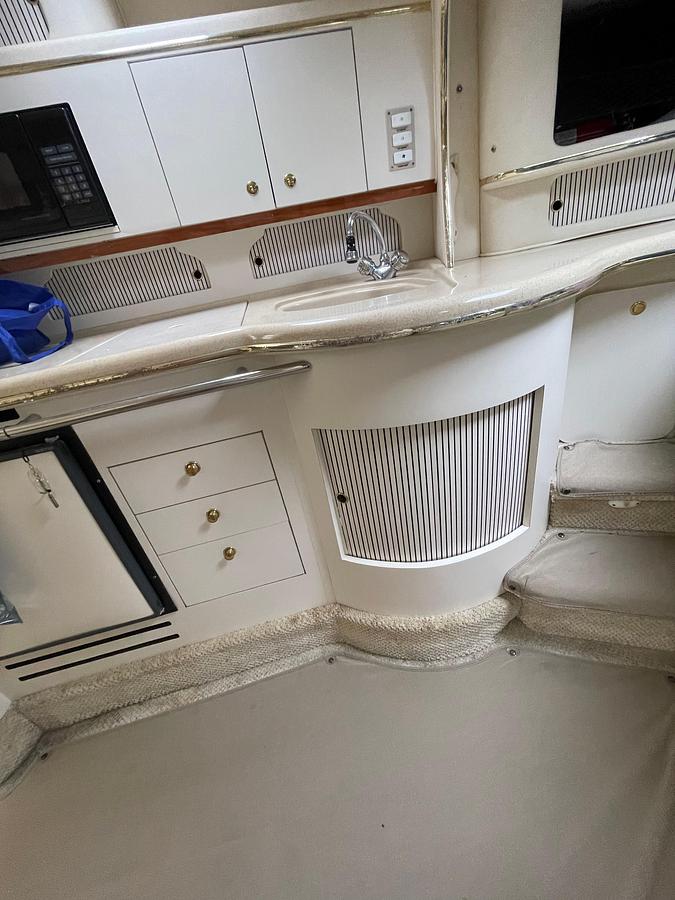 Used 2001 Sea Ray 310 Sundancer | 31ft