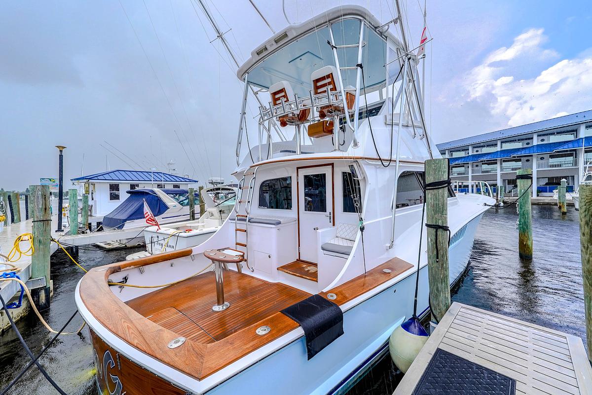 Used 1982 Hatteras 46 Convertible | 46ft