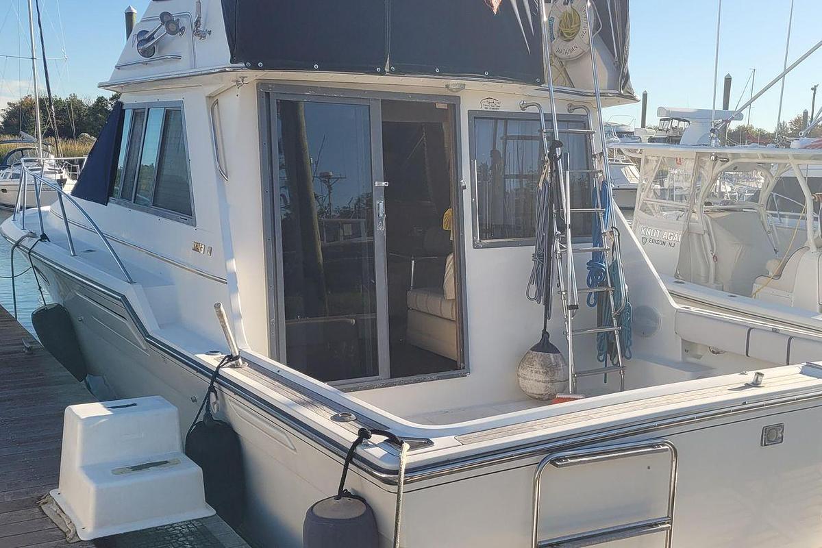 Used 1988 Tiara Yachts 3600 Convertible | 36ft