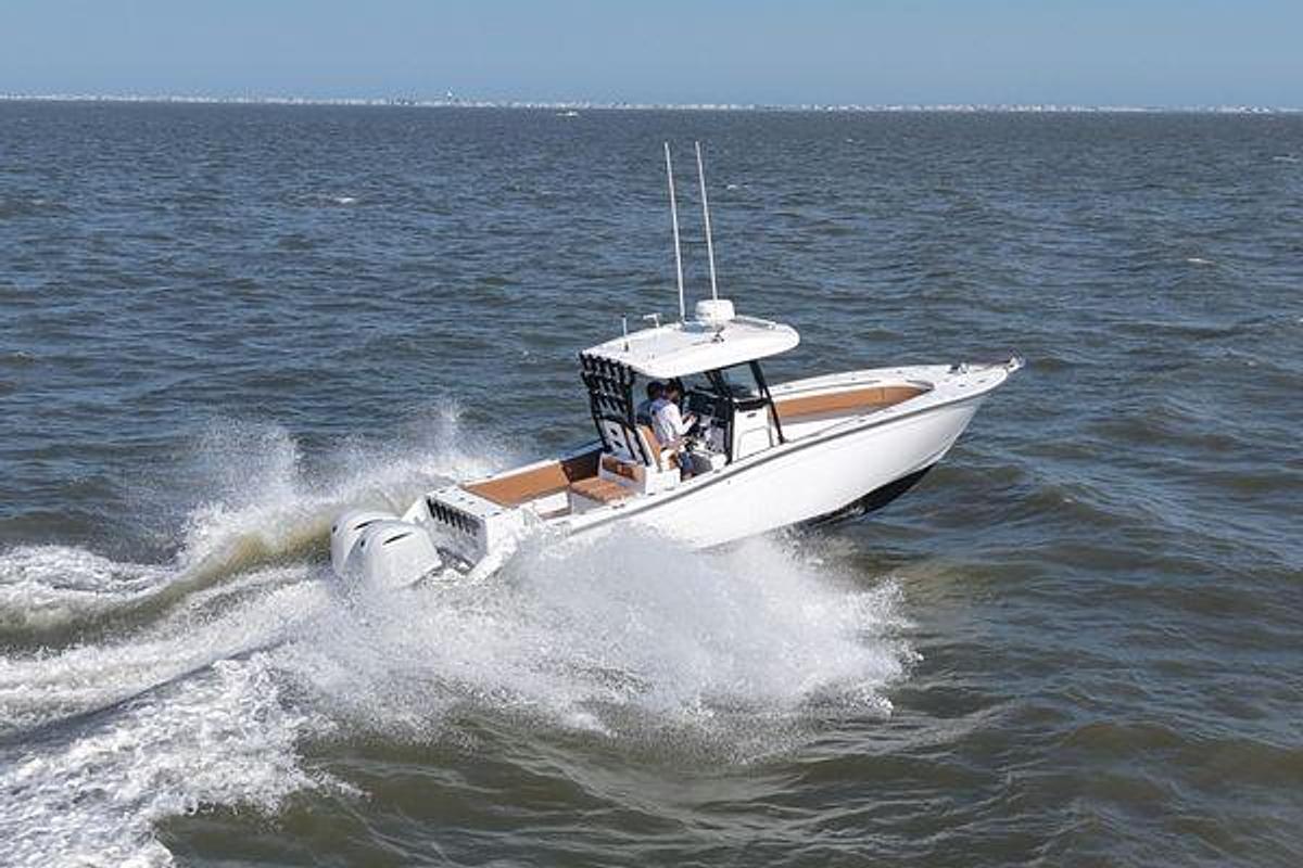 Used 2021 32' Cape Horn 32T | 32ft