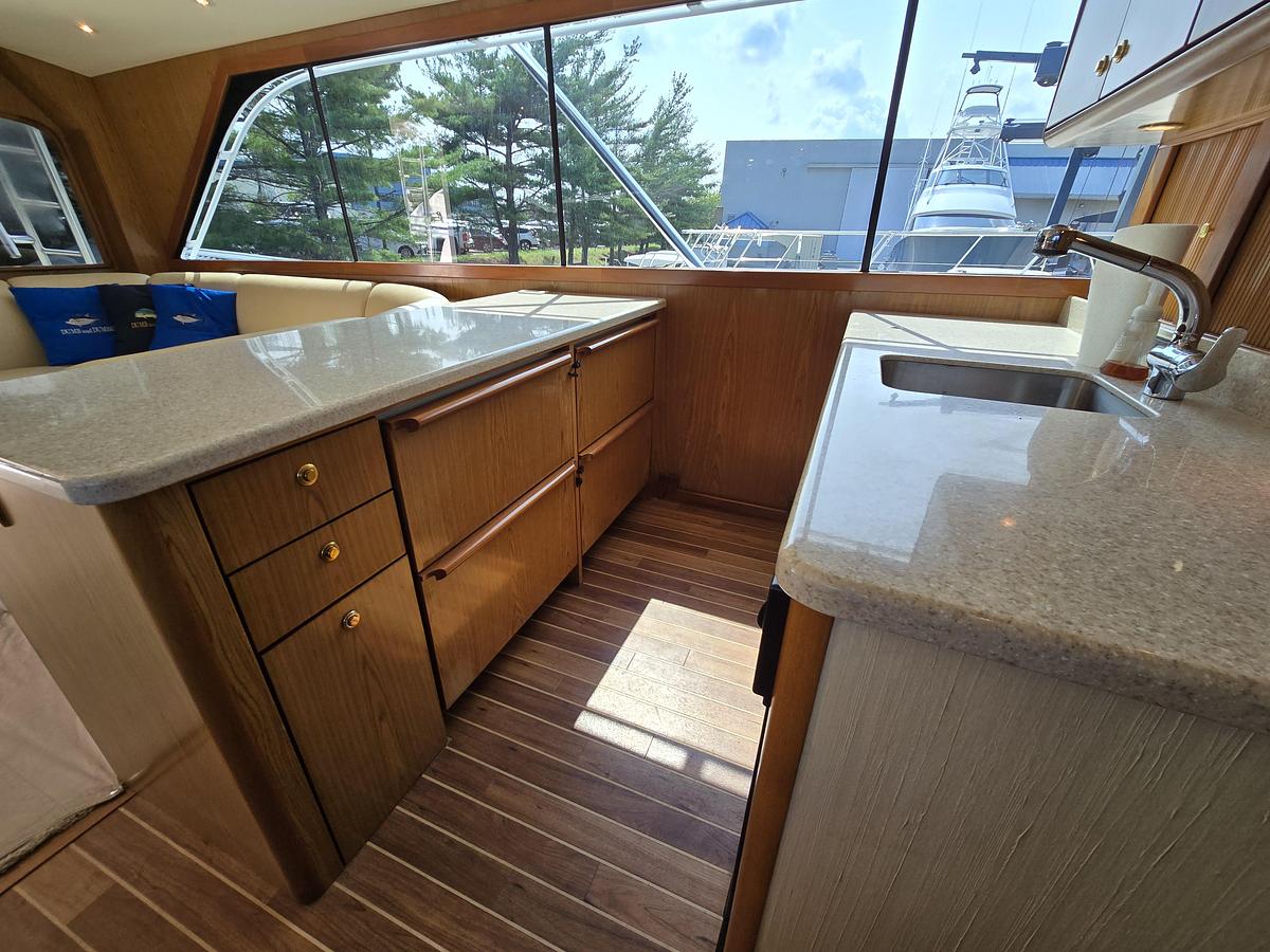 Used 1986 Ocean Yachts Super Sport | 55ft