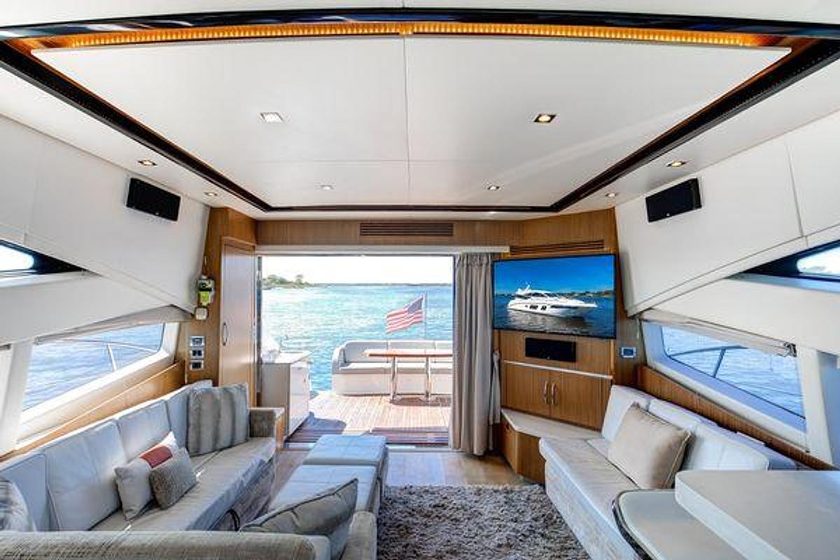 Used 2018 65' Sea Ray L650 | 65ft
