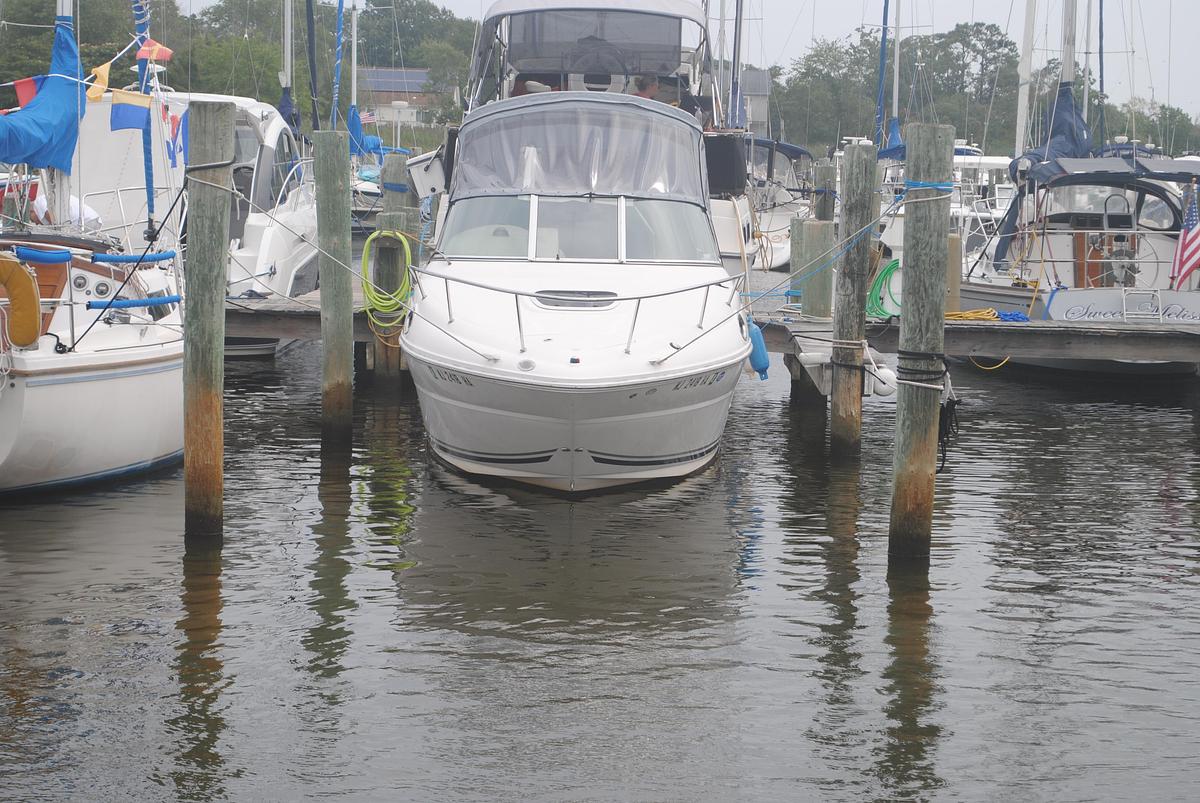 Used 2007 Sea Ray 240 Sundancer | 24ft