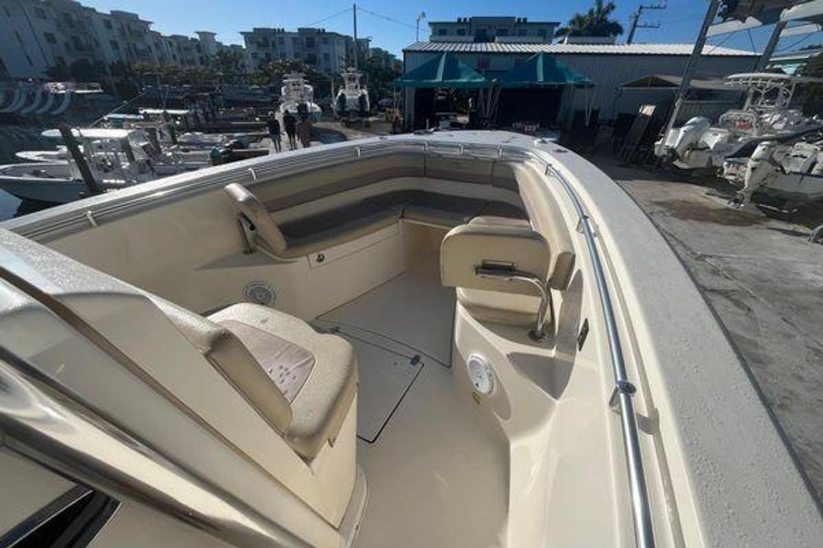 Used 2017 Cobia 277 Center Console | 27ft