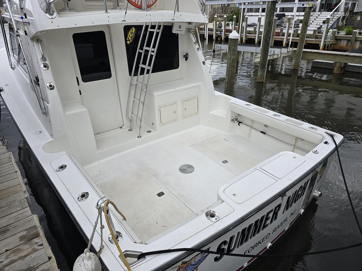 Used 2003 35' Henriques Sportfisherman Flybridge | 35ft