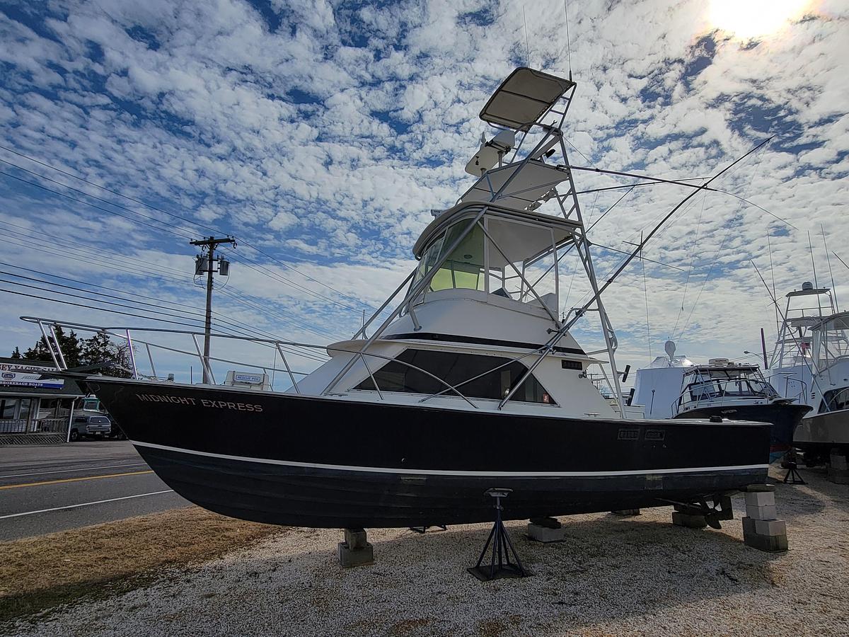 Used 1980 Blackfin 32 Flybridge | 32ft