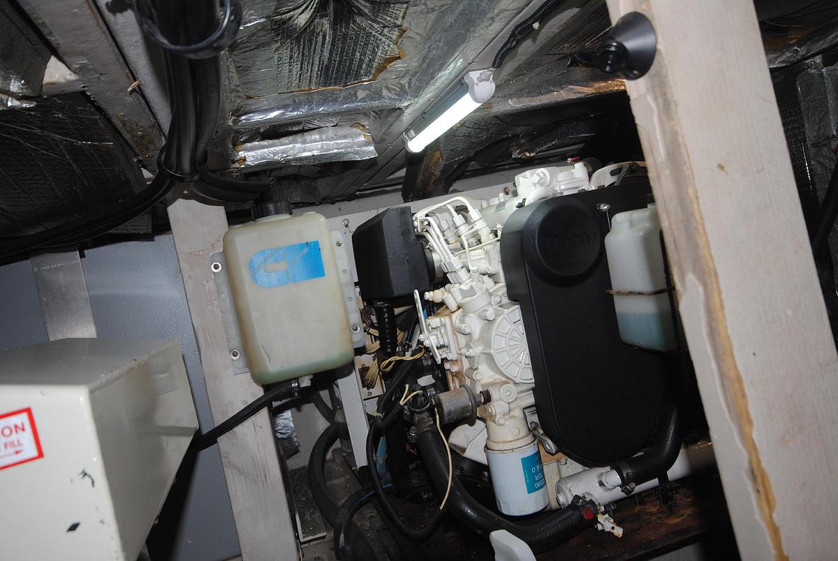 Used 2005 Sea Ray 390 Motor Yacht | 39ft