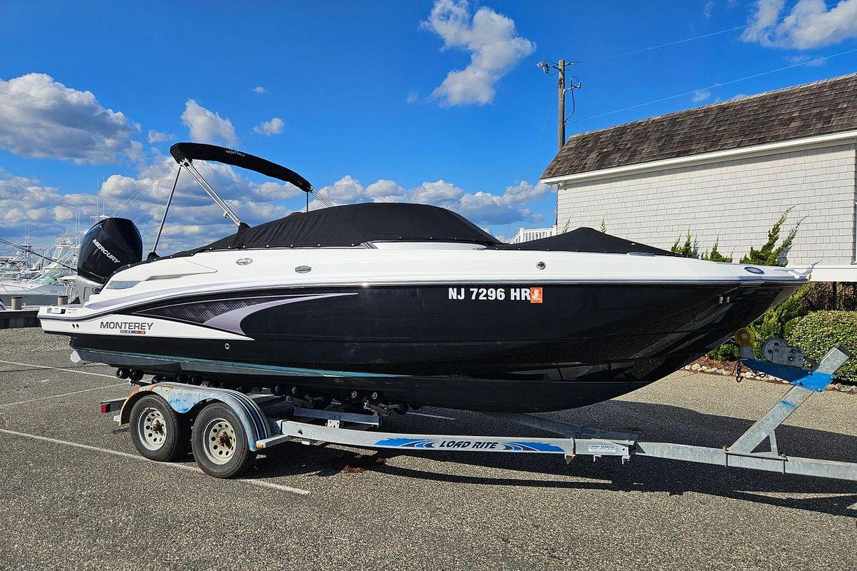 Used 2022 Monterey M-45 | 24ft