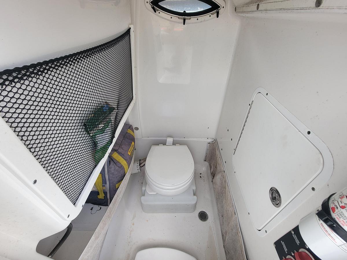 Used 2016 27' Sea Hunt Gamefish 27