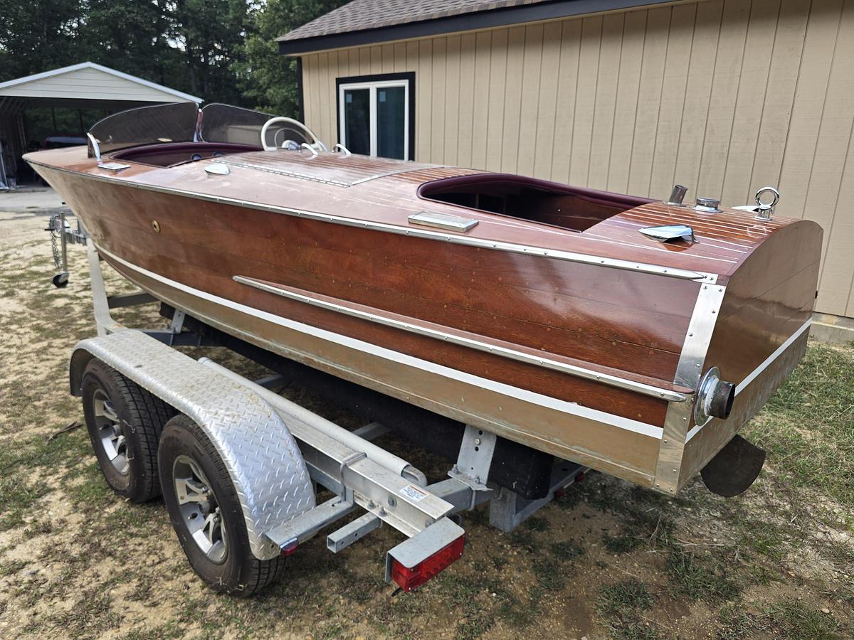 Used 1953 19' Chris-Craft 19 Racing Runabout | 19ft