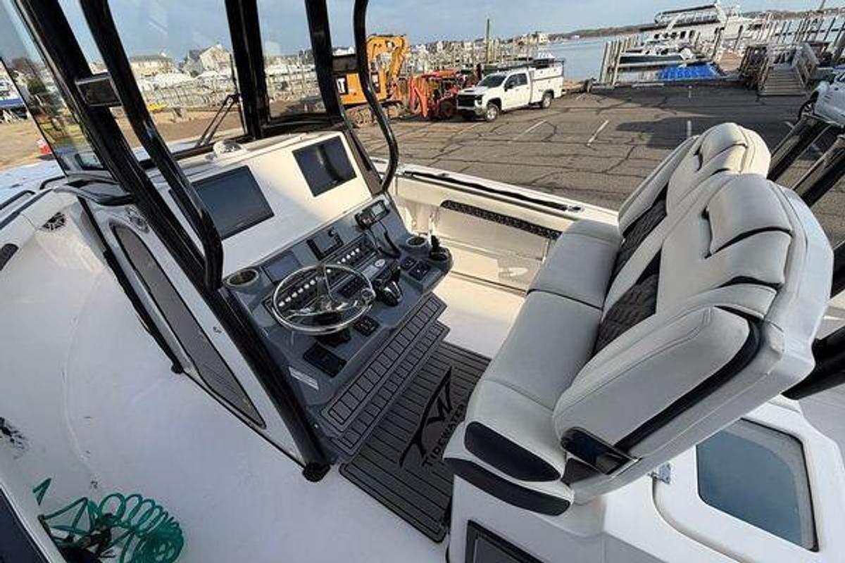 Used 2023 Tidewater 282 CC Adventure Bluewater | 28ft