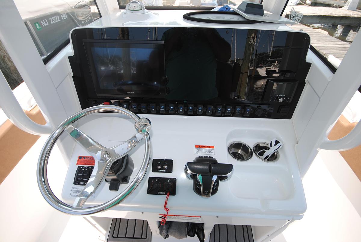 Used 2022 Sea Hunt Ultra 265 SE | 26ft