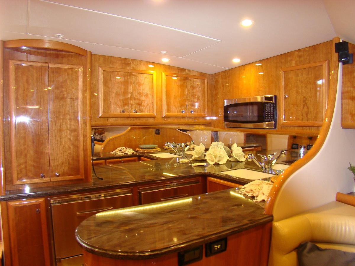 2026 Jersey Cape 47 Custom Hardtop | 47ft