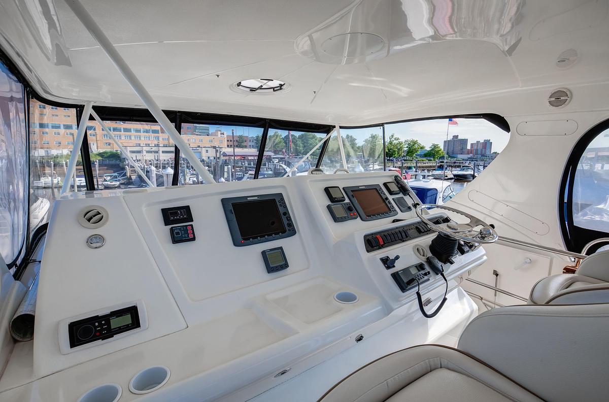 Used 2006 Silverton 50 Convertible | 50ft