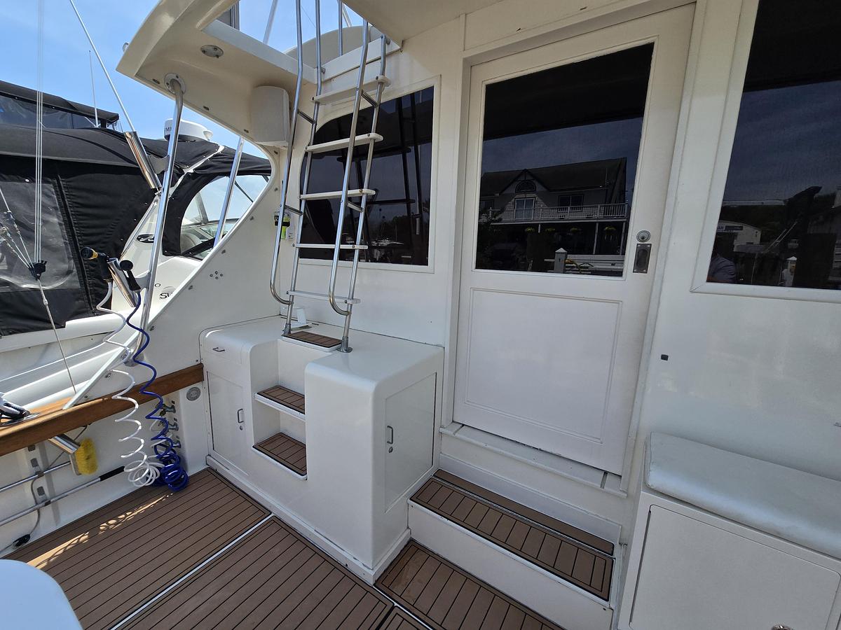 Used 1988 46' Post 46 Convertible | 46ft