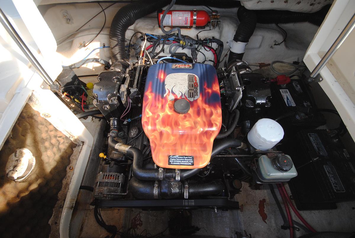 Used 2004 Sea Ray 270 Sundeck | 27ft