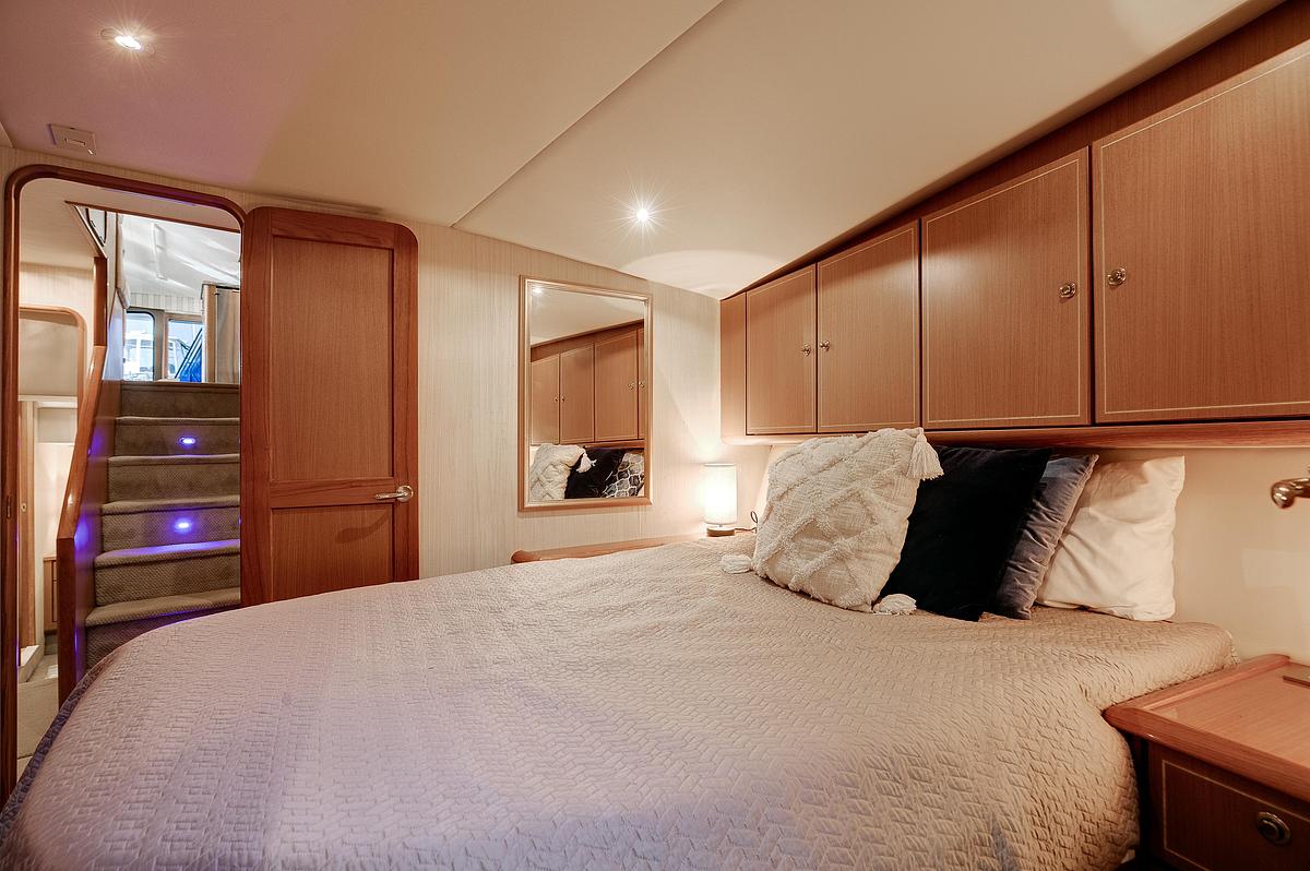 Used 2005 Ocean Yachts 57 Super Sport | 57ft