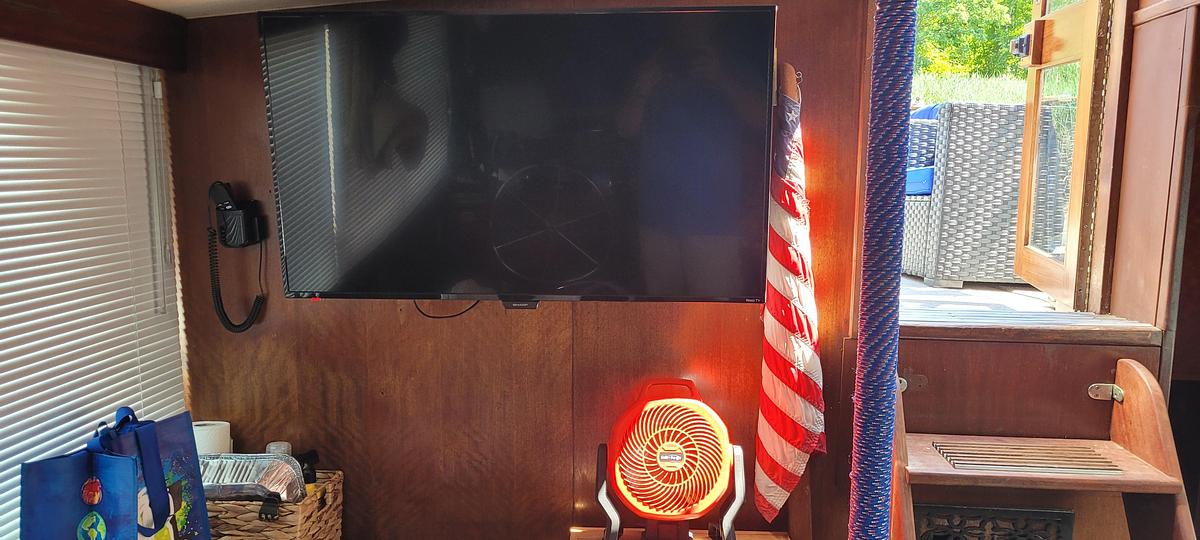 Used 1976 Hatteras 38 DC | 38ft