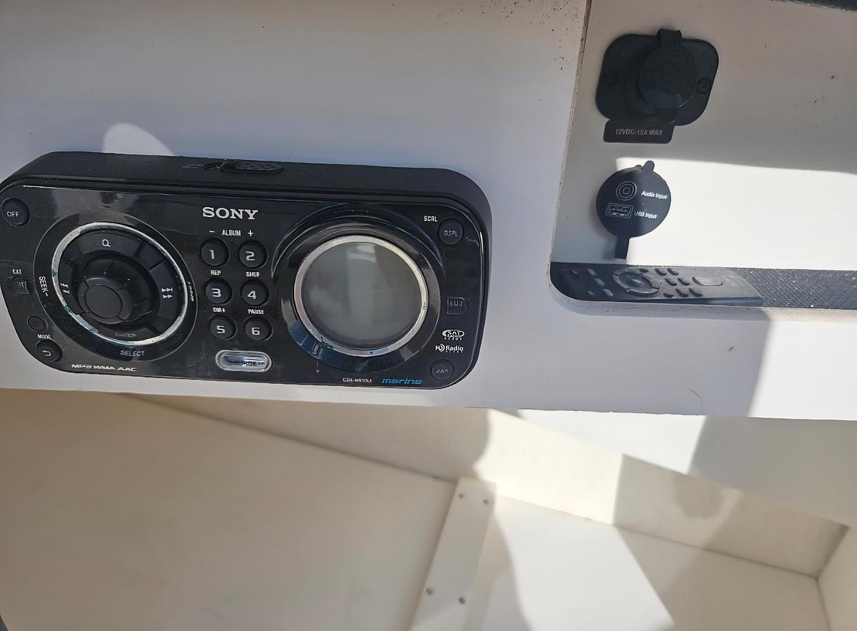 Used 2013 Sea Ray 260 Sundeck | 26ft