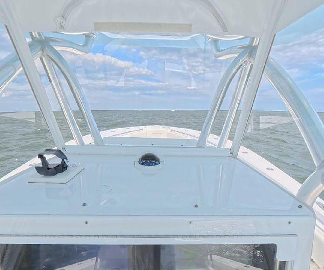 Used 2019 SeaHunter 33 Tournament | 33ft