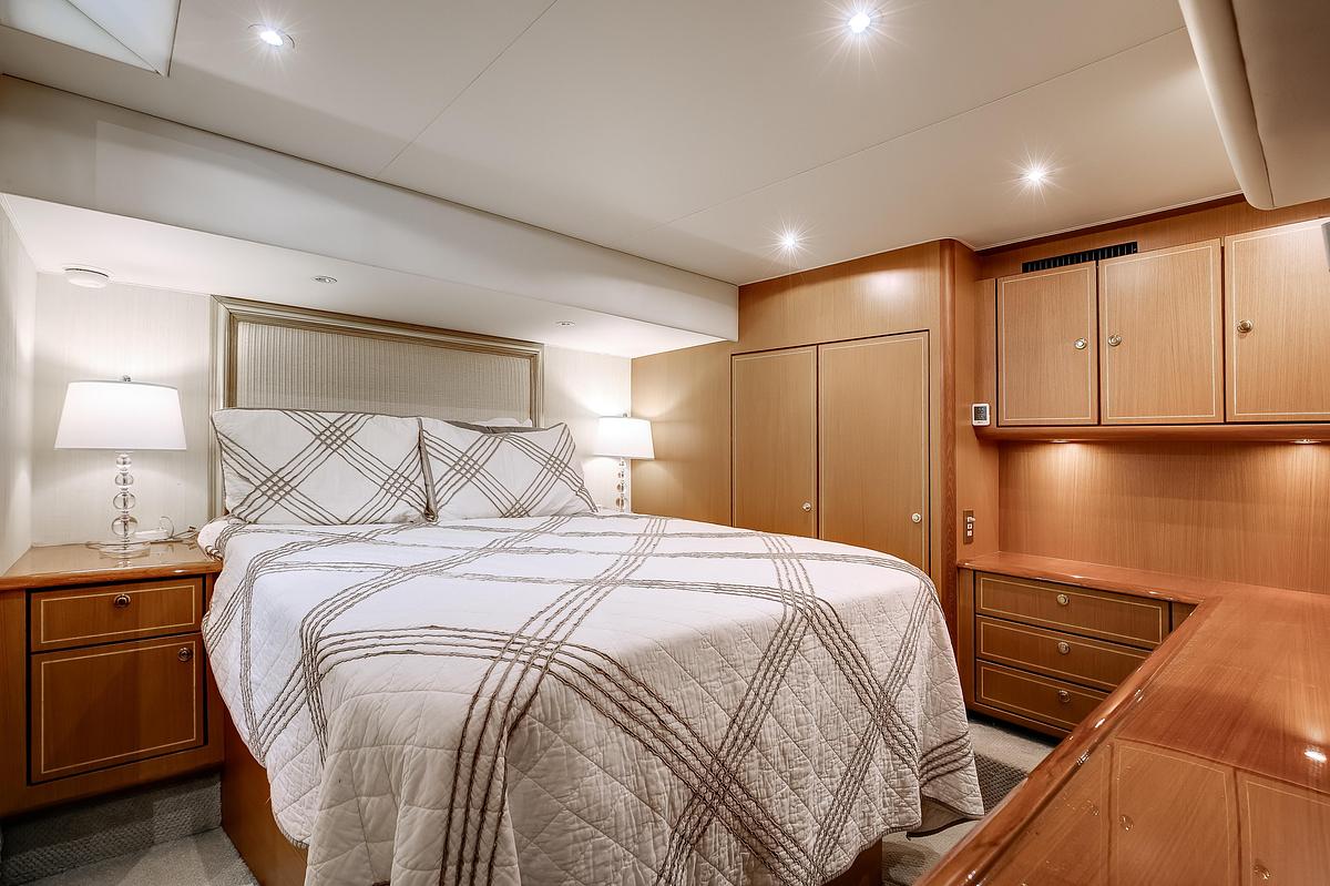 Used 2005 Ocean Yachts 57 Super Sport | 57ft