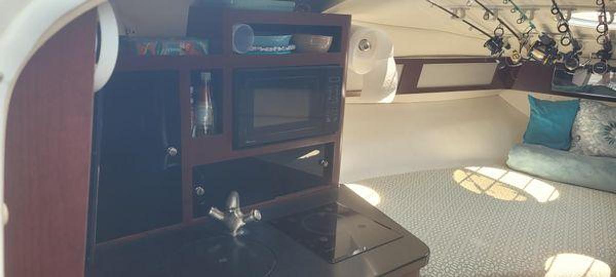 Used 2015 Century 30 Center Console | 2015