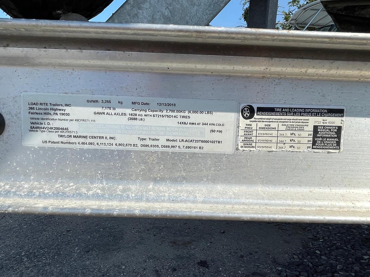 Used 2019 World Cat 230 DC | 23ft