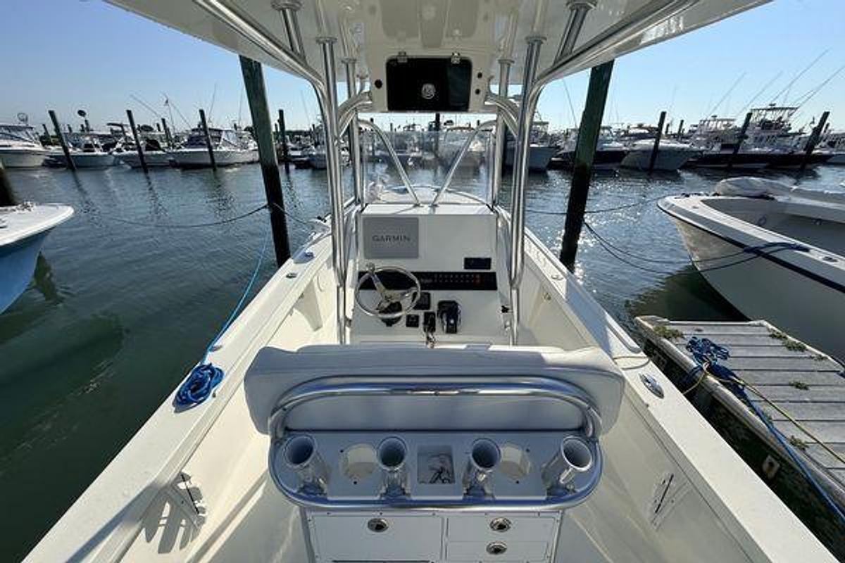 Used 2023 24' Pair Customs 24 Center Console | 24ft