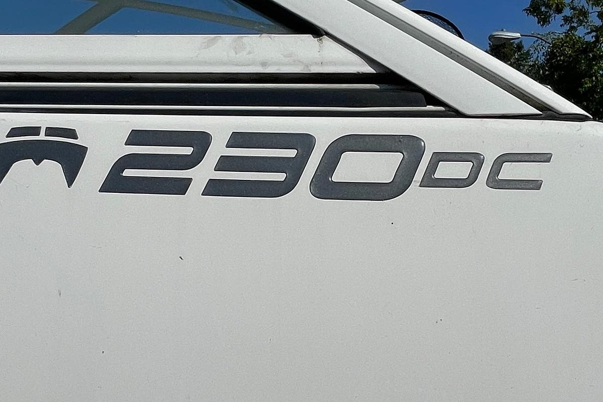 Used 2019 World Cat 230 DC | 23ft