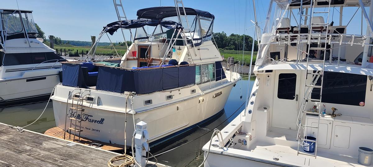 Used 1976 Hatteras 38 DC | 38ft