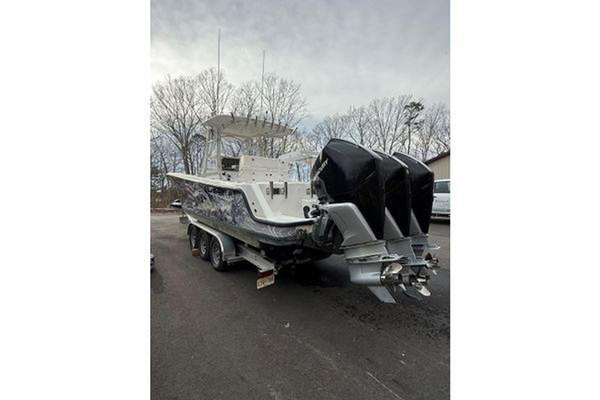 Used 2006 SeaVee 340B Center Console | 34ft