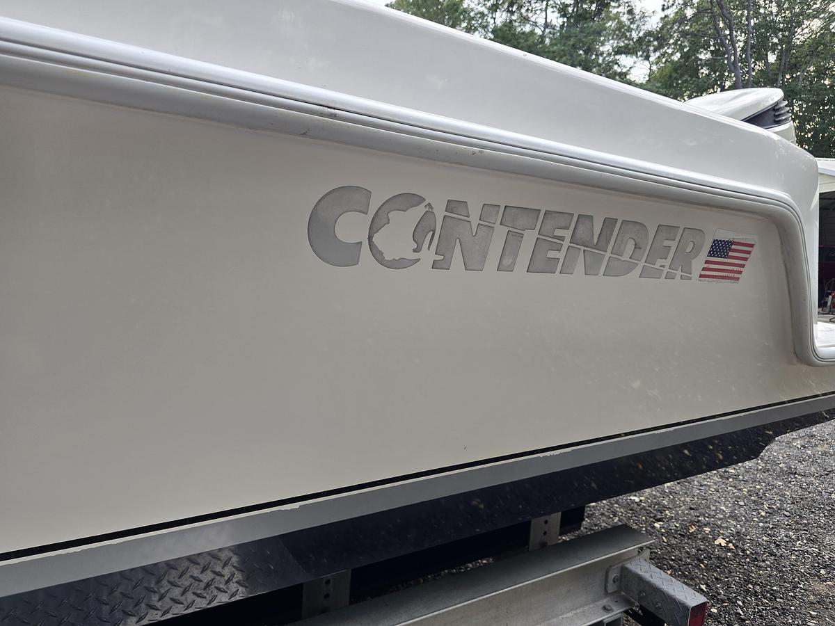 Used 2004 31' Contender Open | 31ft