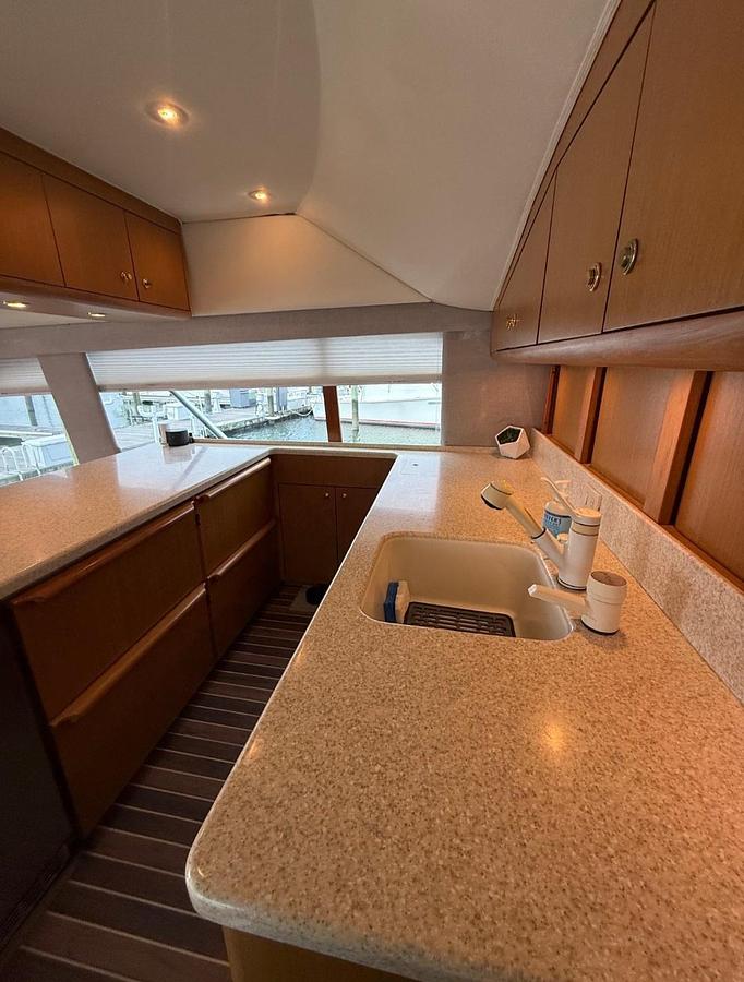 Used 2002 52' Ocean Yachts 52 Super Sport | 52ft