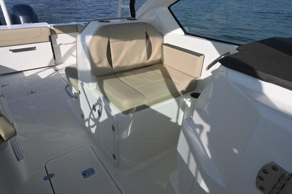 Used 2021 27' Pursuit DC 266 Dual Console | 27ft
