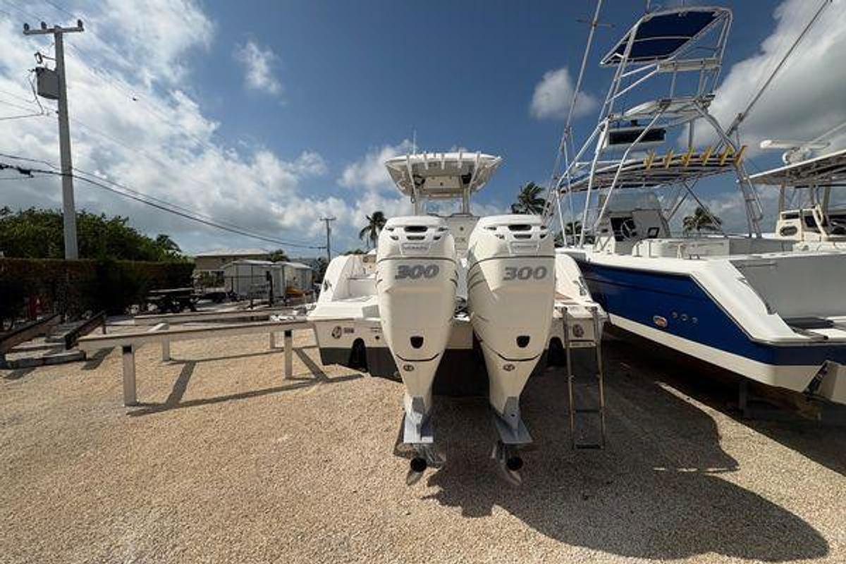 Used 2017 Sea Fox 288 Commander | 28ft