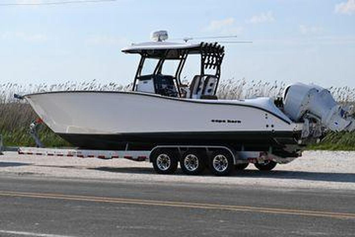 Used 2021 32' Cape Horn 32T | 32ft