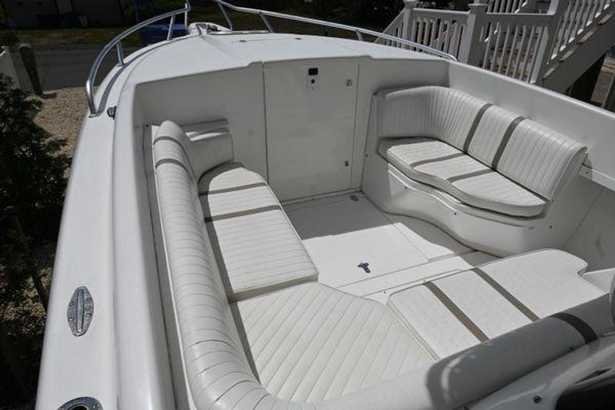 Used 32' Intrepid 323 Cuddy | 2002