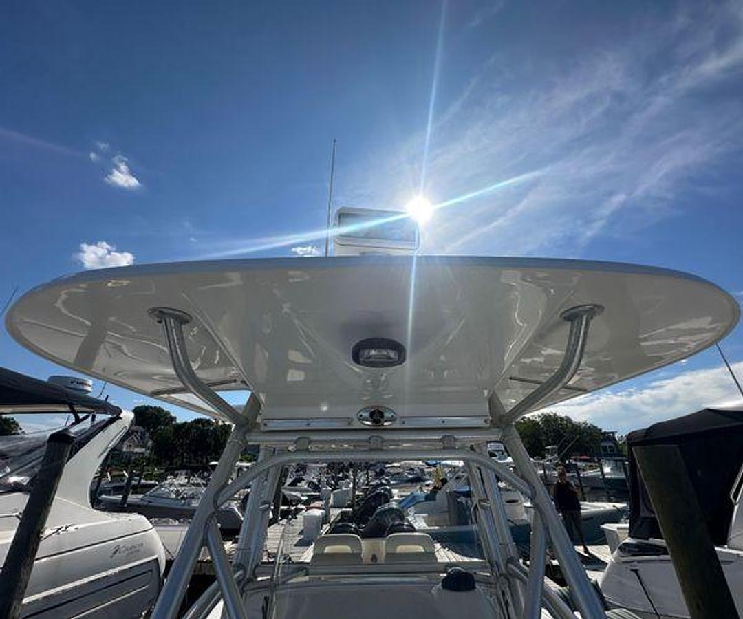 Used 2005 Boston Whaler 320 Outrage | 32ft
