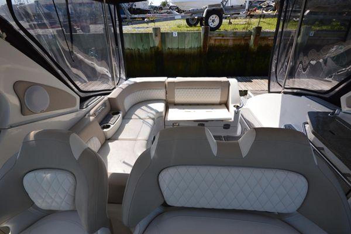 Used 2012 33' Chaparral 330 Signature | 33ft