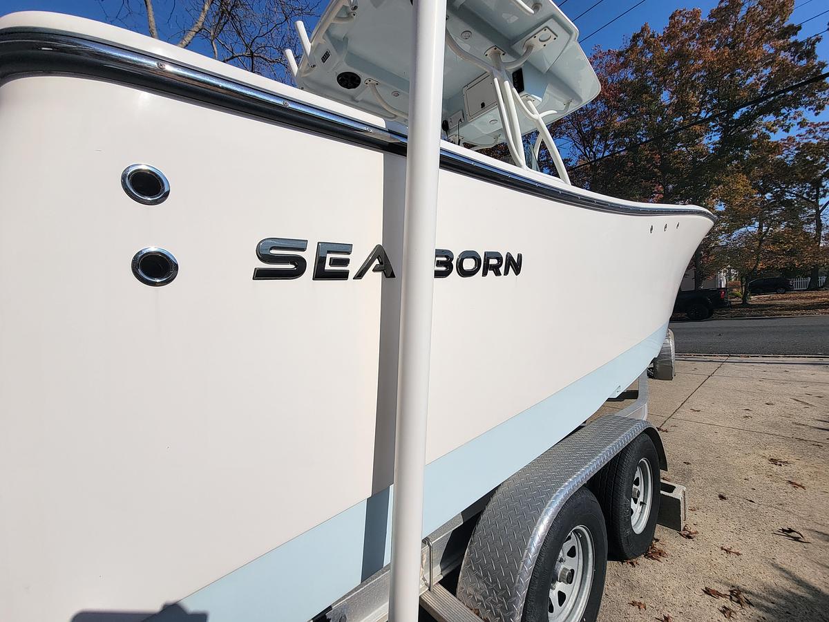 Used 2021 Sea Born SX239 Offshore | 23ft