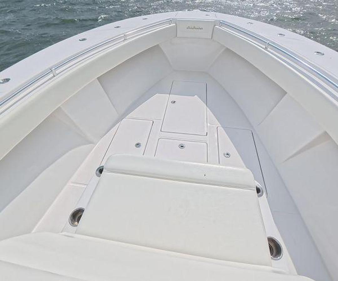 Used 2019 SeaHunter 33 Tournament | 33ft