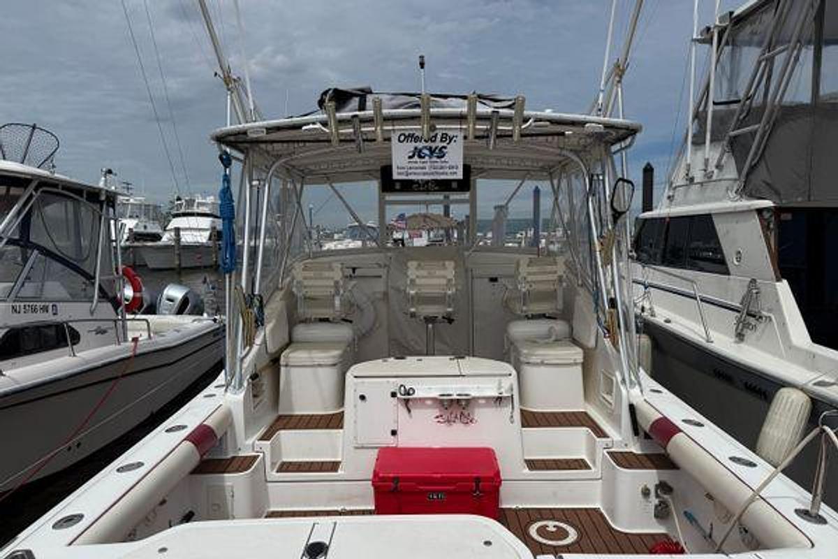 Used 2001 30' Pursuit 3000 Offshore | 30ft