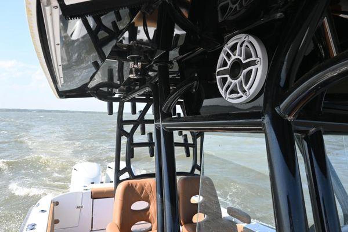 Used 2021 32' Cape Horn 32T | 32ft