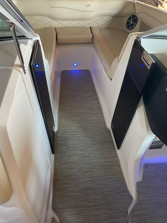 Used 2019 Regal 22 FasDeck | 22ft