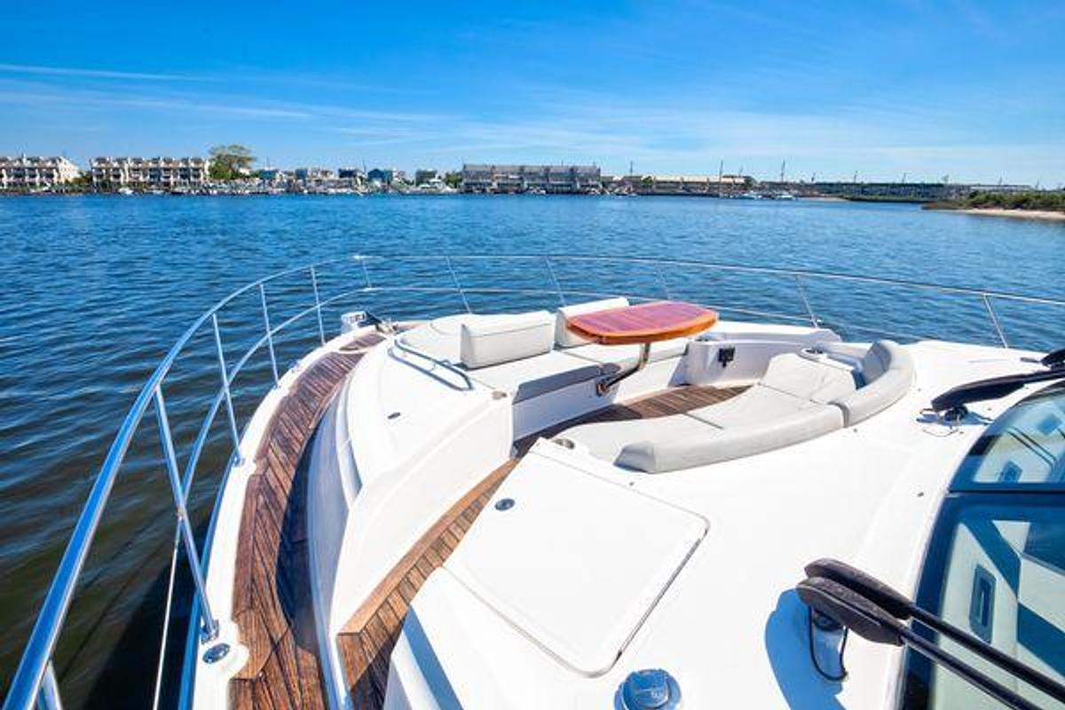Used 2018 65' Sea Ray L650 | 65ft