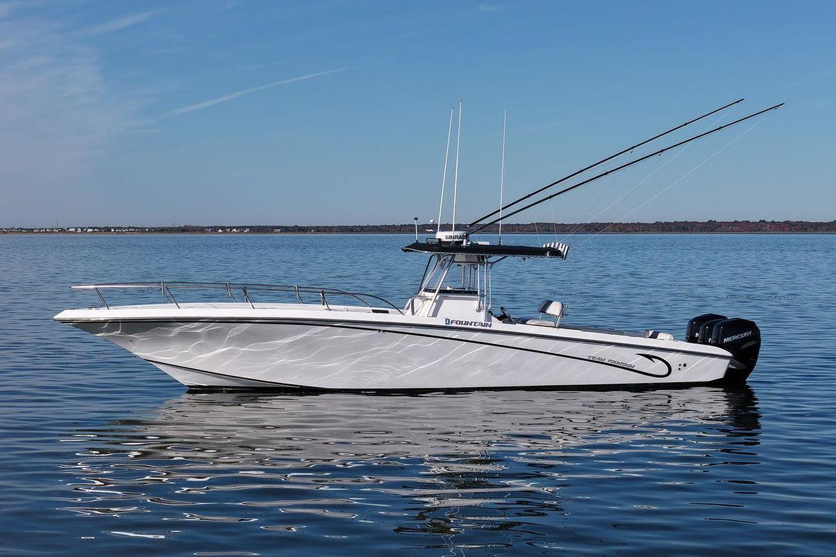 Used 2008 38' Fountain 38 Tournament Edition