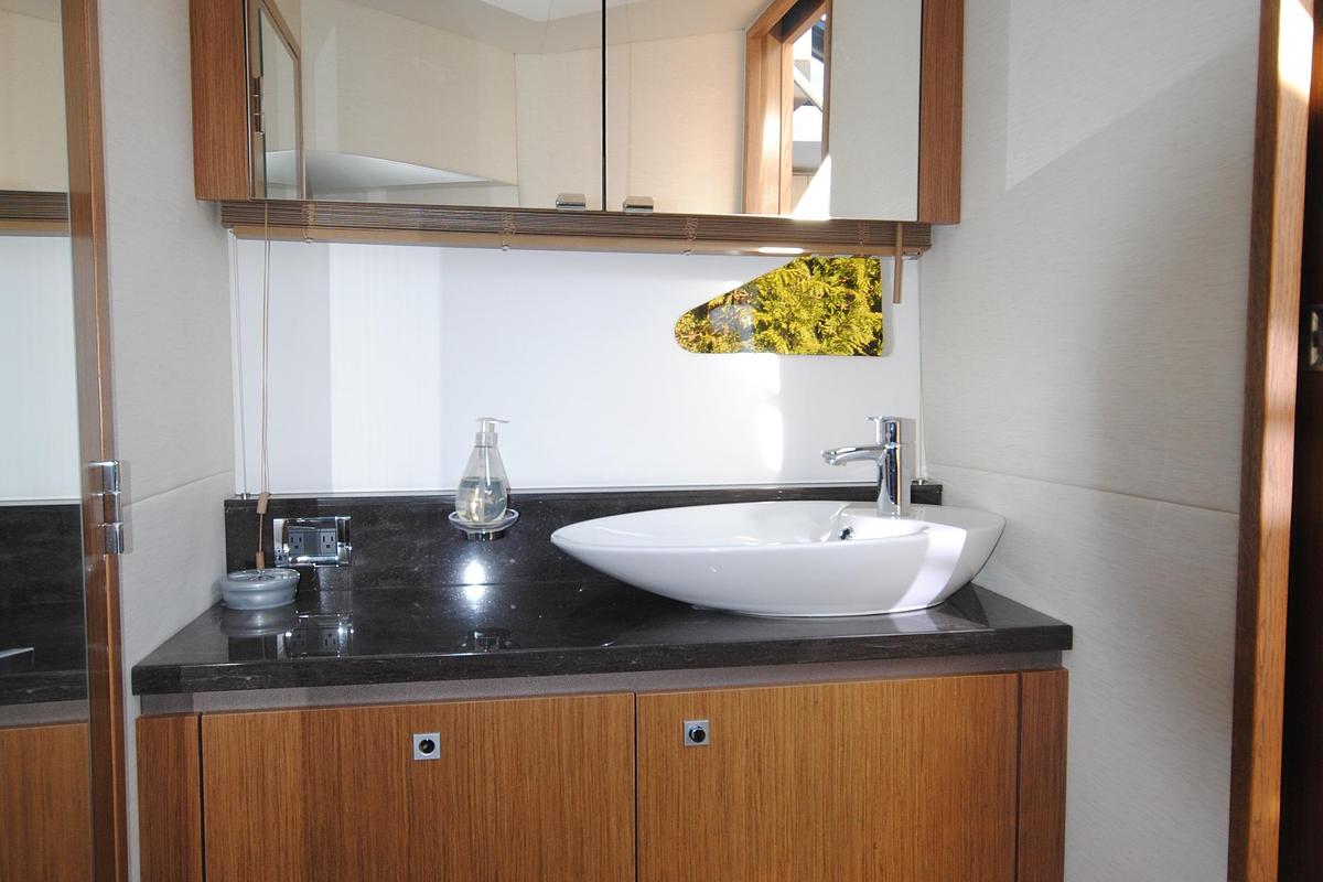 Used 2017 Sea Ray 510 Sundancer | 51ft