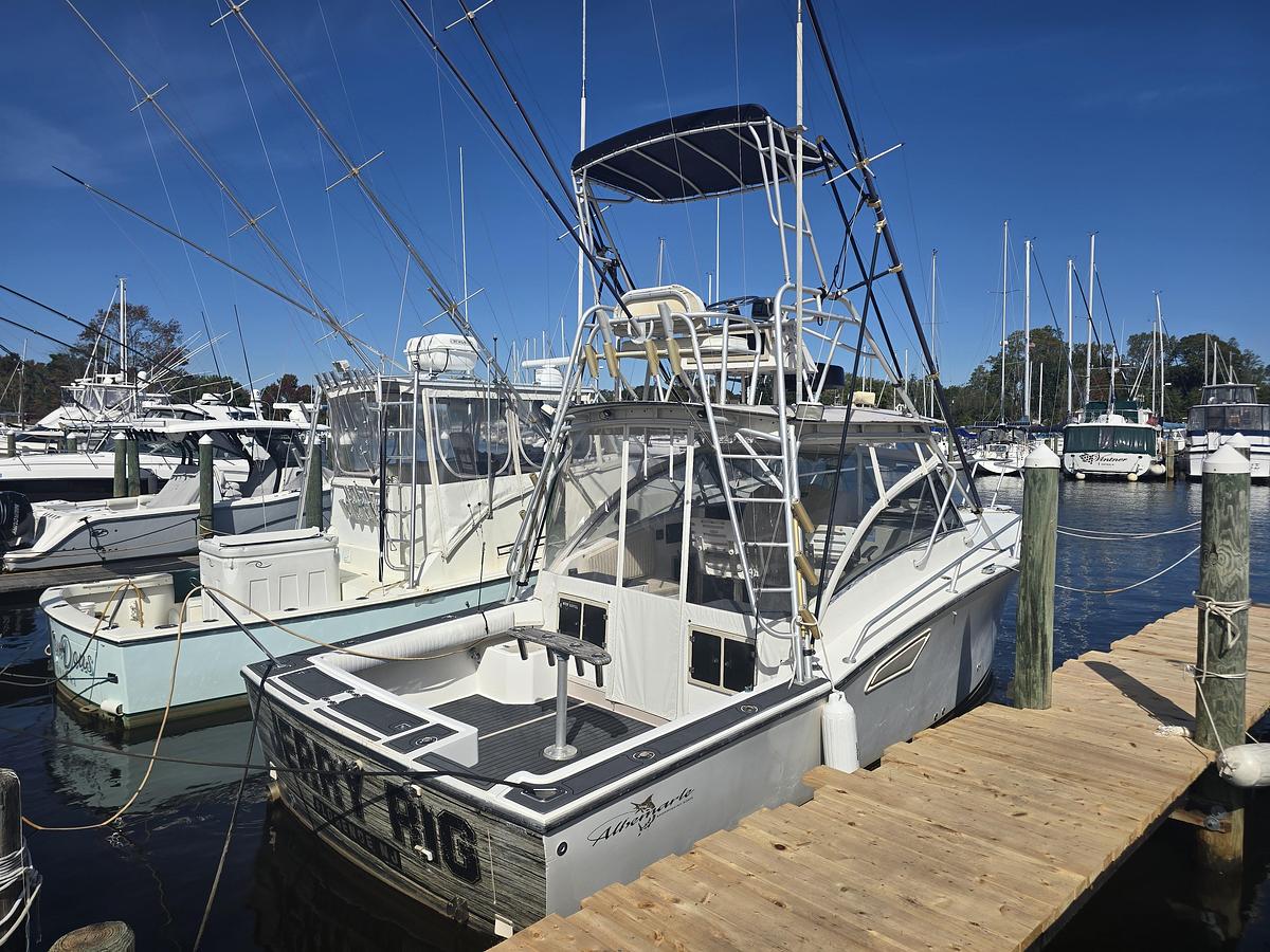 Used 1996 30' Albemarle 305 Express Fisherman