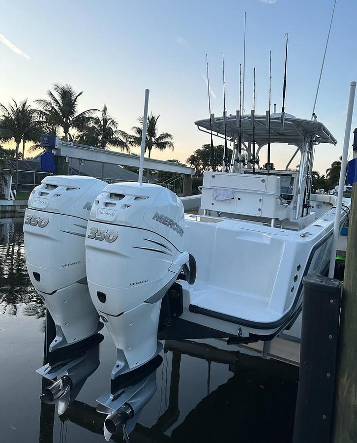 Used 2004 SeaVee 340B | 34ft